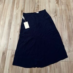 Aritzia Wilfred midi skirt